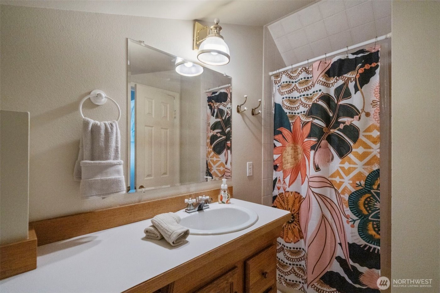 11002 SE 220th Place , Kent, WA 98031