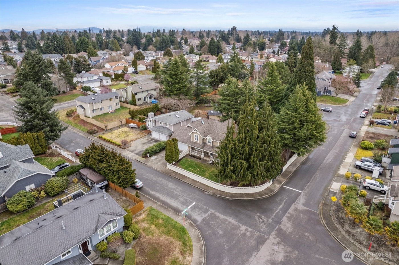 11002 SE 220th Place , Kent, WA 98031