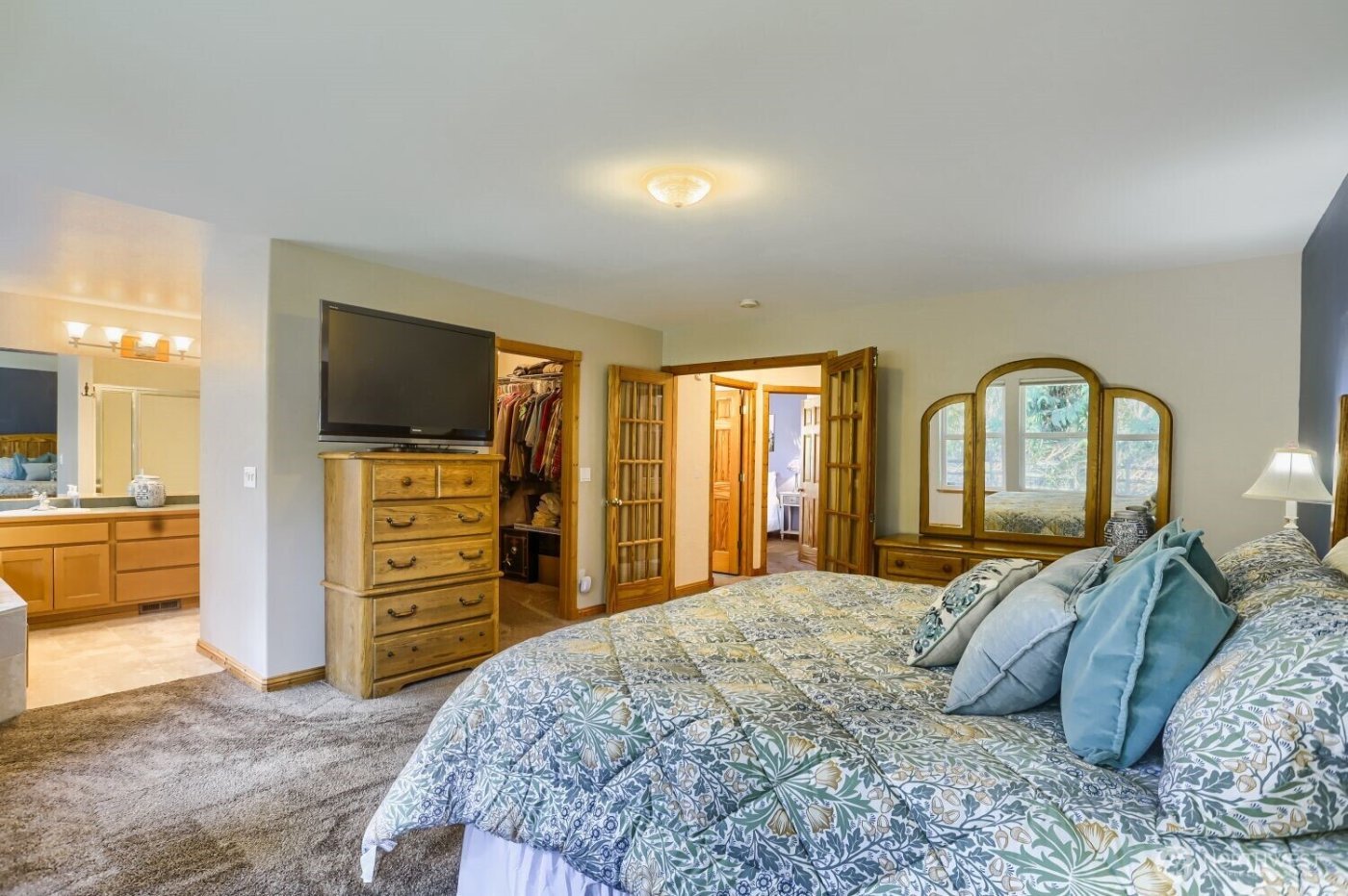 15828 234th Street SE, Woodinville, WA 98296