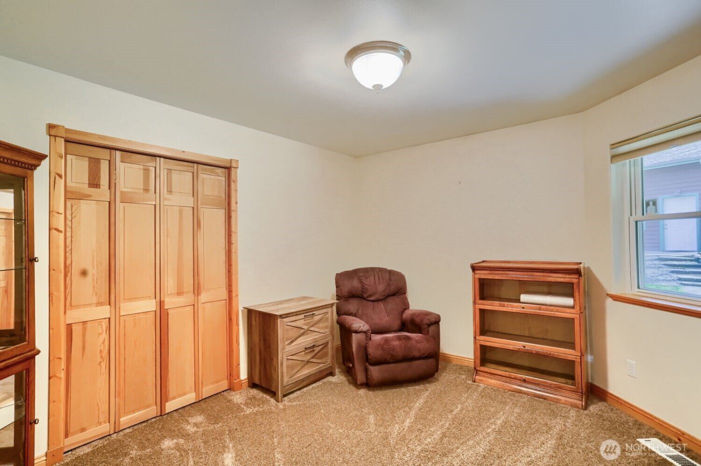 15828 234th Street SE, Woodinville, WA 98296