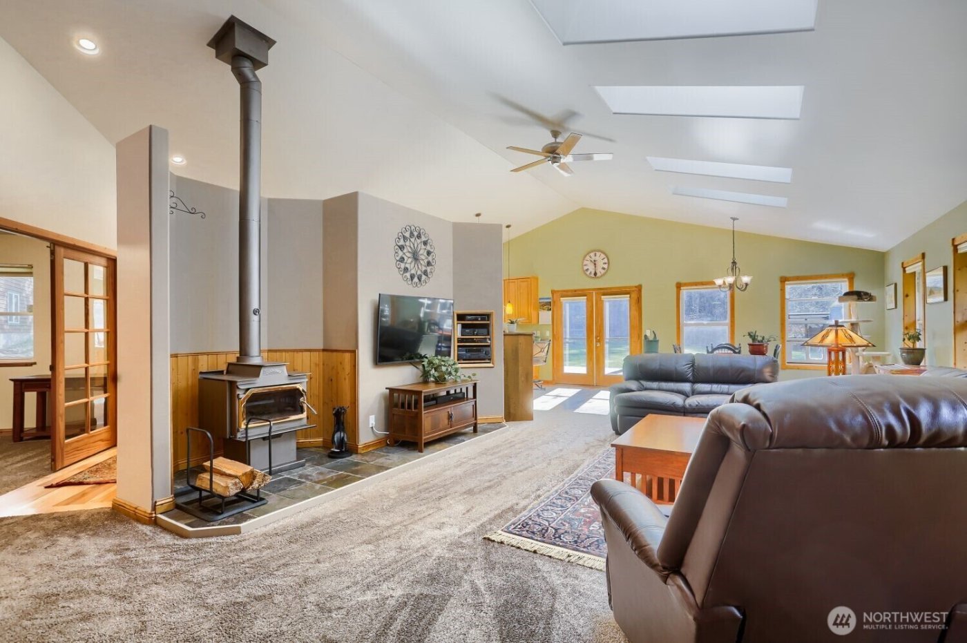 15828 234th Street SE, Woodinville, WA 98296