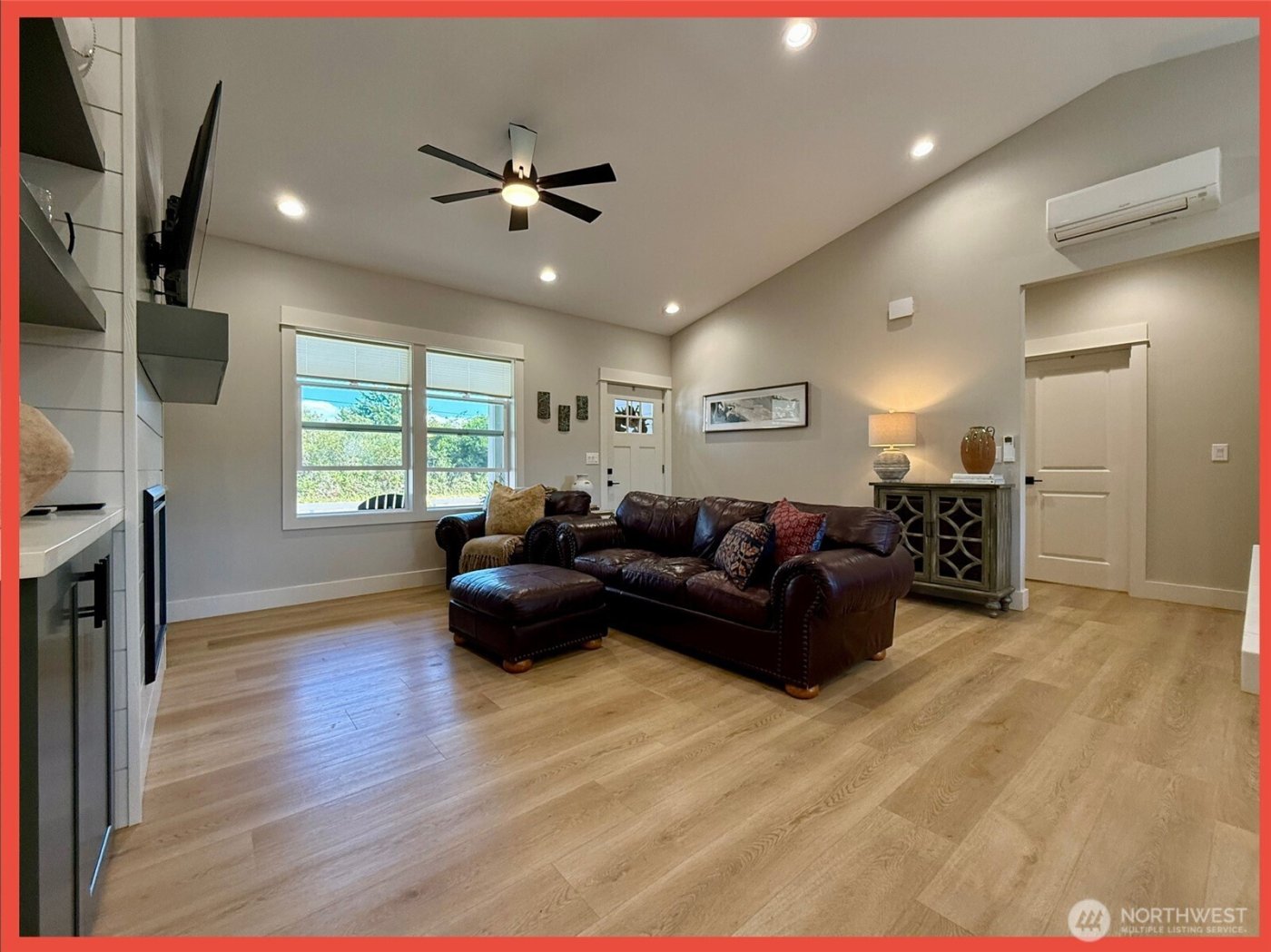 247 Clover Creek Avenue NW, Ocean Shores, WA 98569