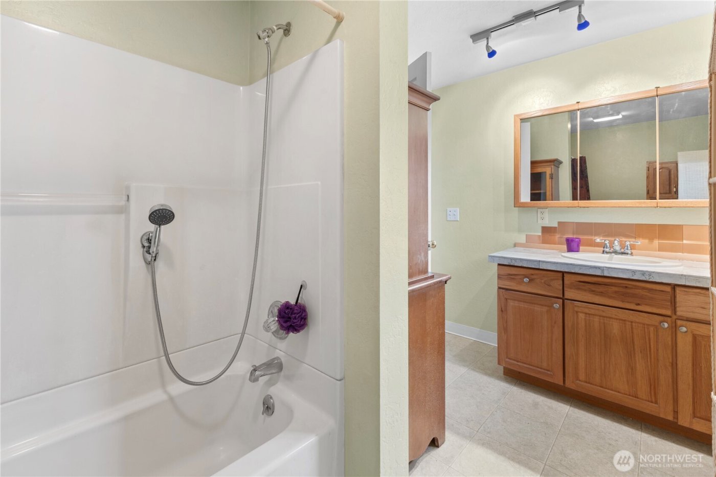 1213 Rhobina Street , Centralia, WA 98531