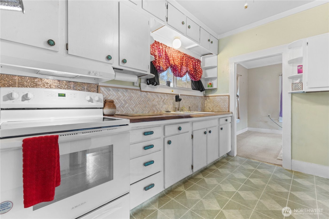 1213 Rhobina Street , Centralia, WA 98531