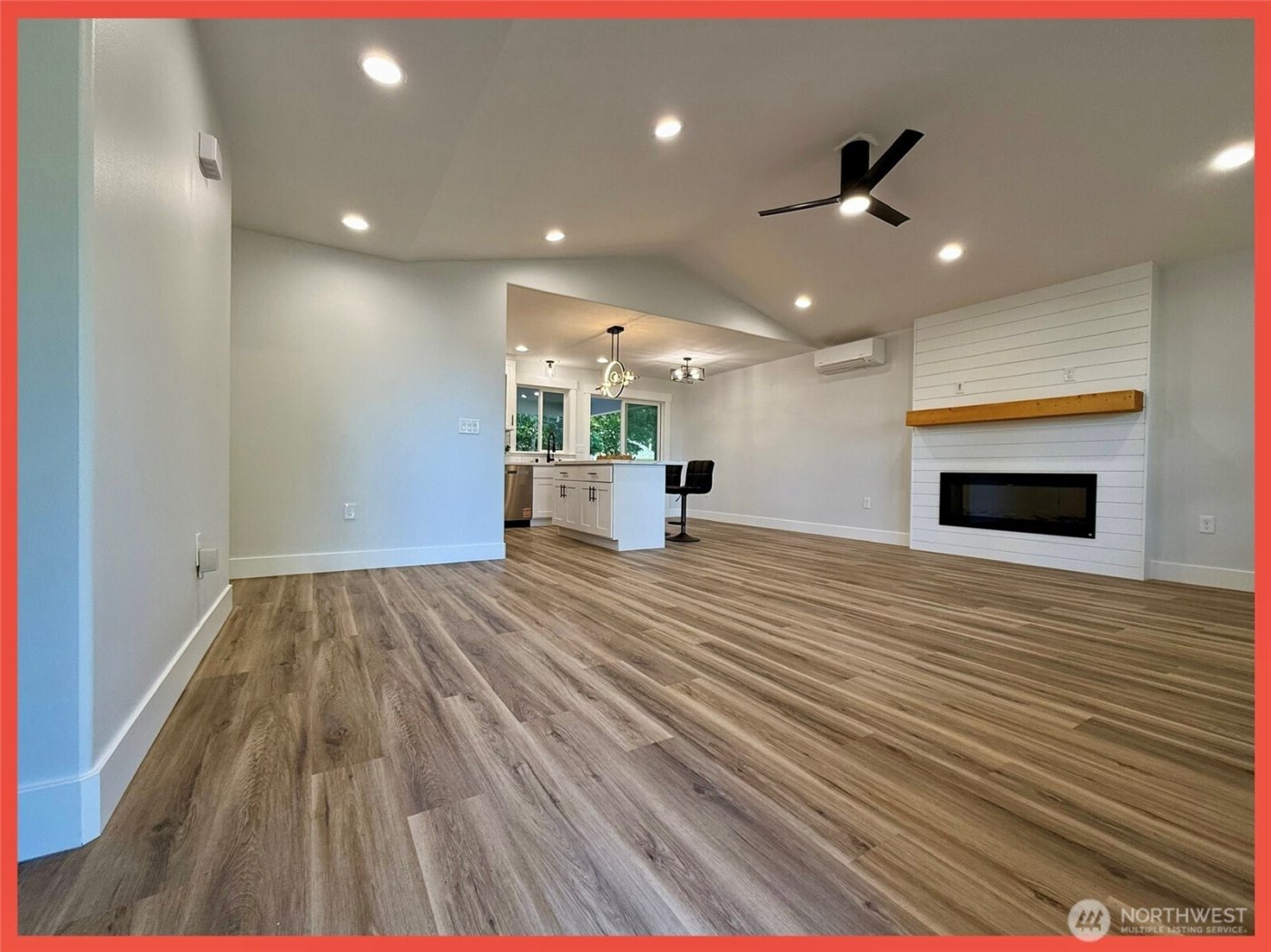 611 Weatherwax Loop NE, Ocean Shores, WA 98569