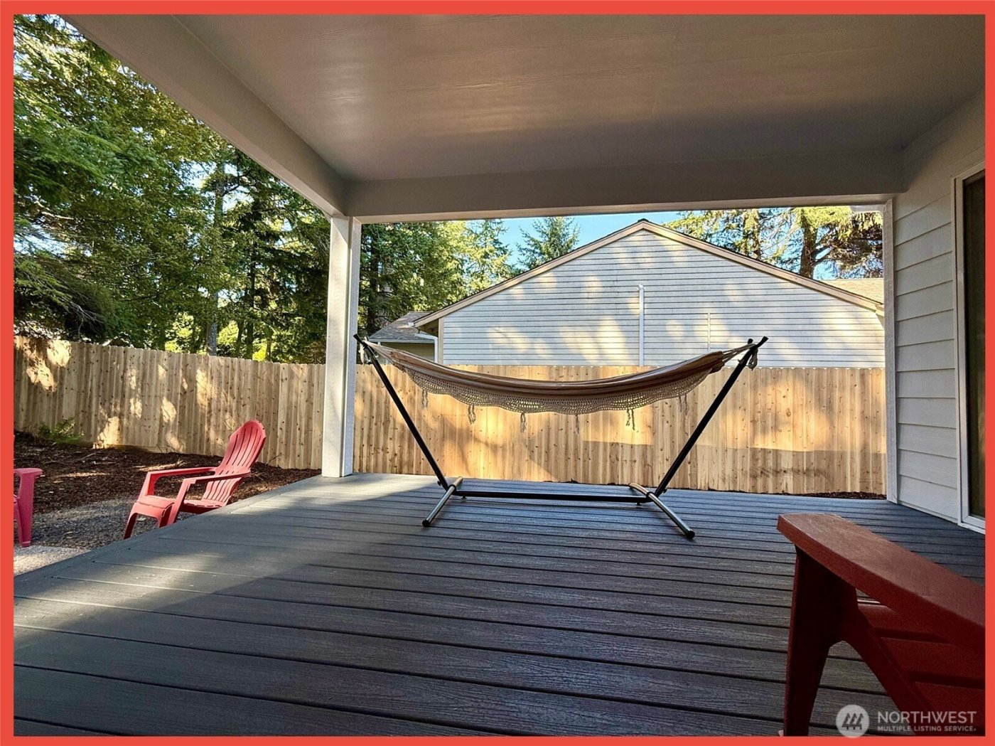 611 Weatherwax Loop NE, Ocean Shores, WA 98569