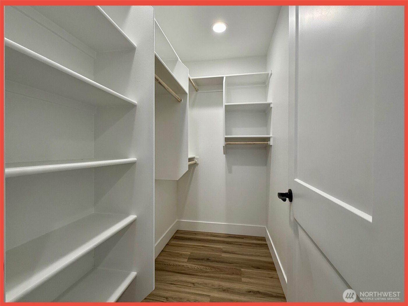 611 Weatherwax Loop NE, Ocean Shores, WA 98569