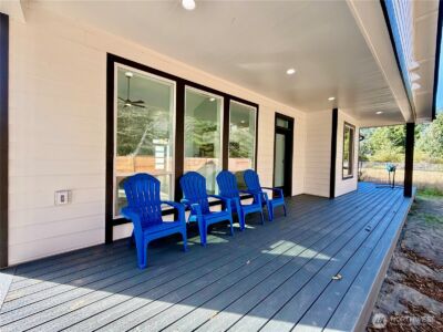 716 Island Circle SE, Ocean Shores, WA 98569 - Photo 11