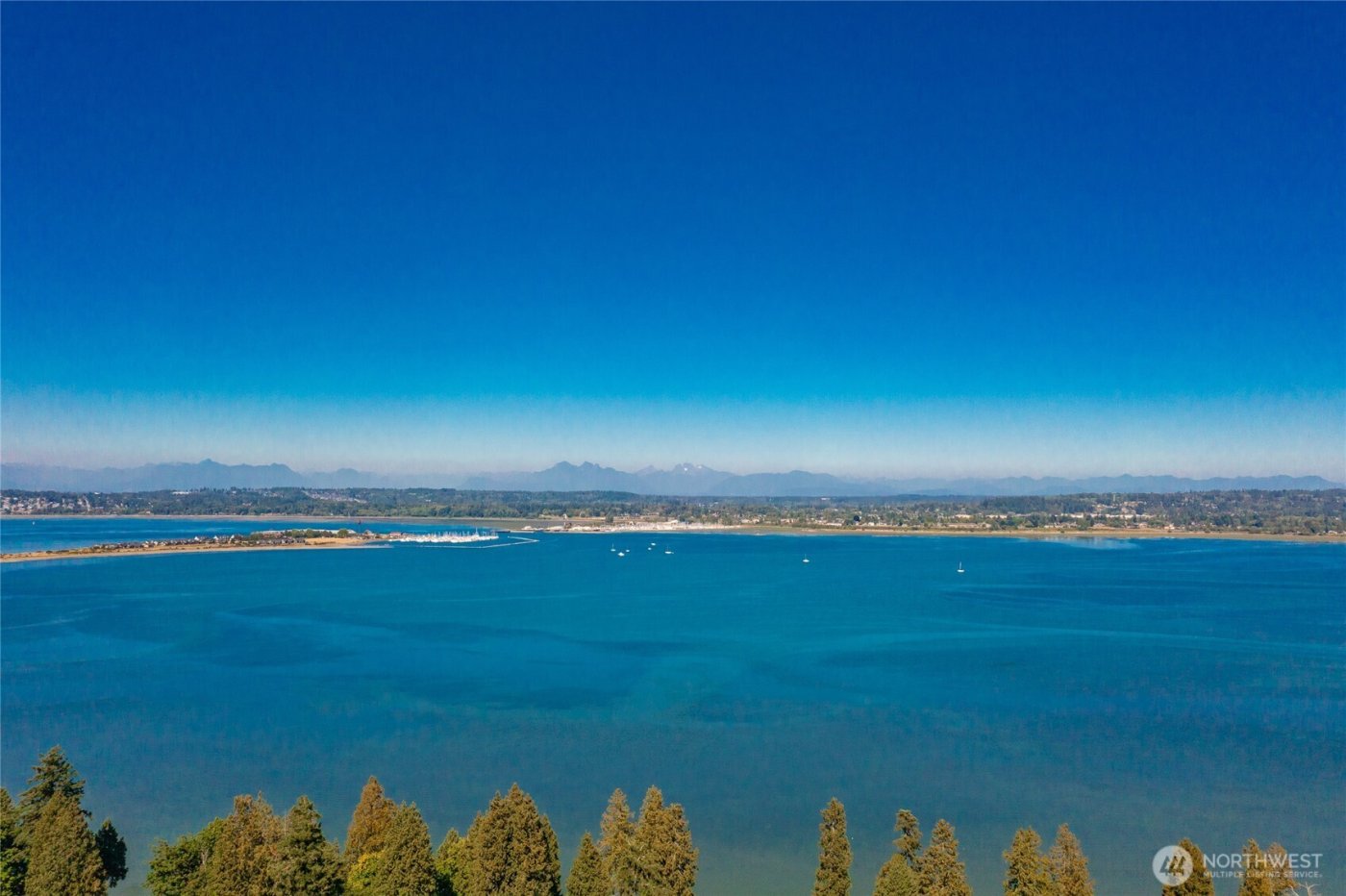 5526 Puffin Place , Blaine, WA 98230