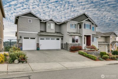 10908 177th Avenue Ct E, Bonney Lake, WA 98391 - Photo 2