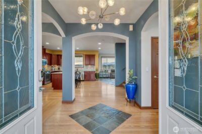 10908 177th Avenue Ct E, Bonney Lake, WA 98391 - Photo 4