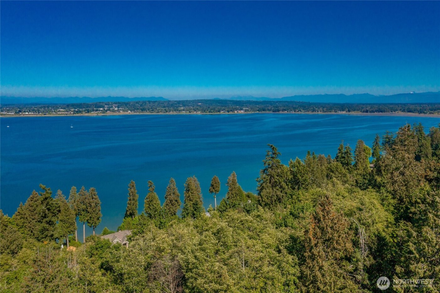 5518 Puffin Place , Blaine, WA 98230