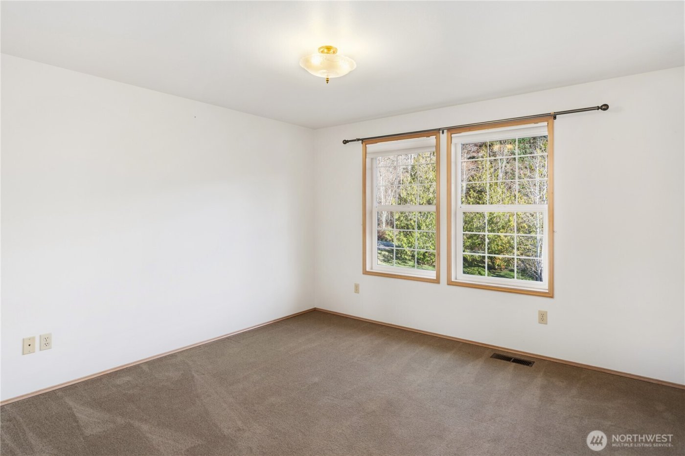 9610 NE Meyers Lane , Kingston, WA 98346