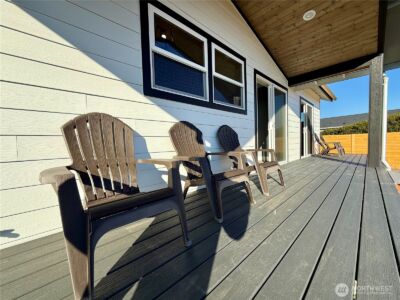 1046 Ocean Shores Boulevard , Ocean Shores, WA 98569 - Photo 11