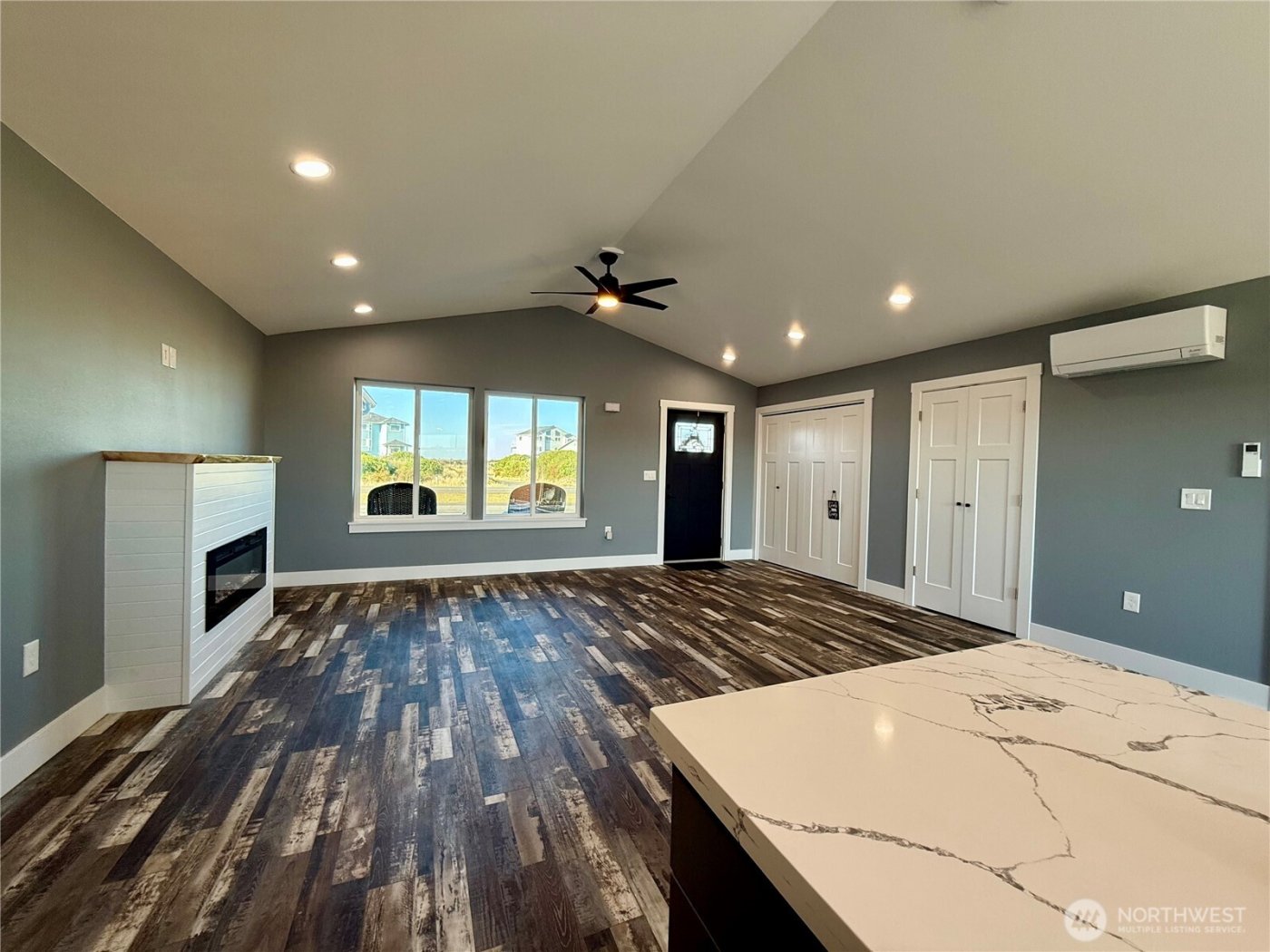 1046 Ocean Shores Boulevard , Ocean Shores, WA 98569