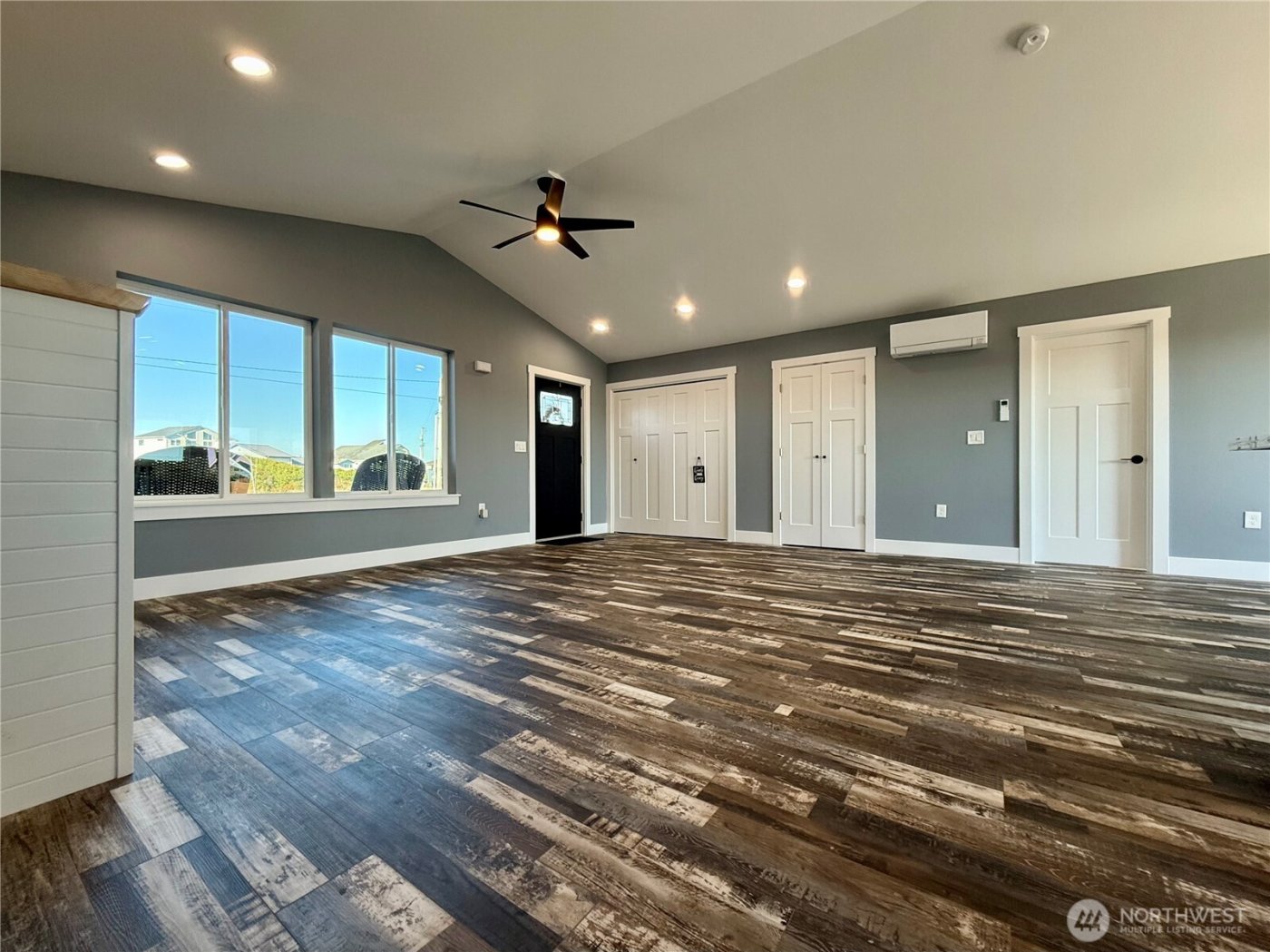 1046 Ocean Shores Boulevard , Ocean Shores, WA 98569