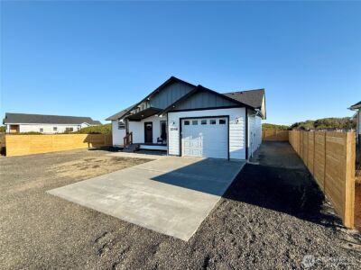 1046 Ocean Shores Boulevard , Ocean Shores, WA 98569 - Photo 6