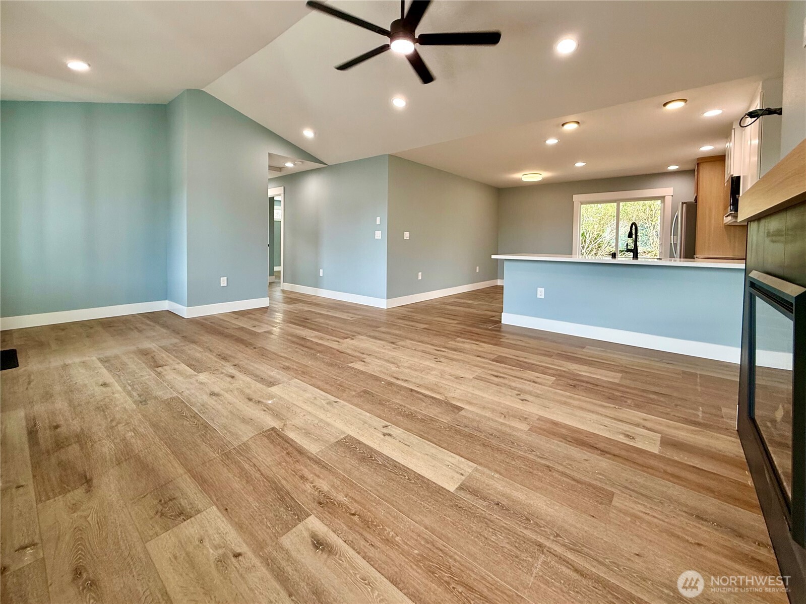 716 Reporter Court , Ocean Shores, WA 98569