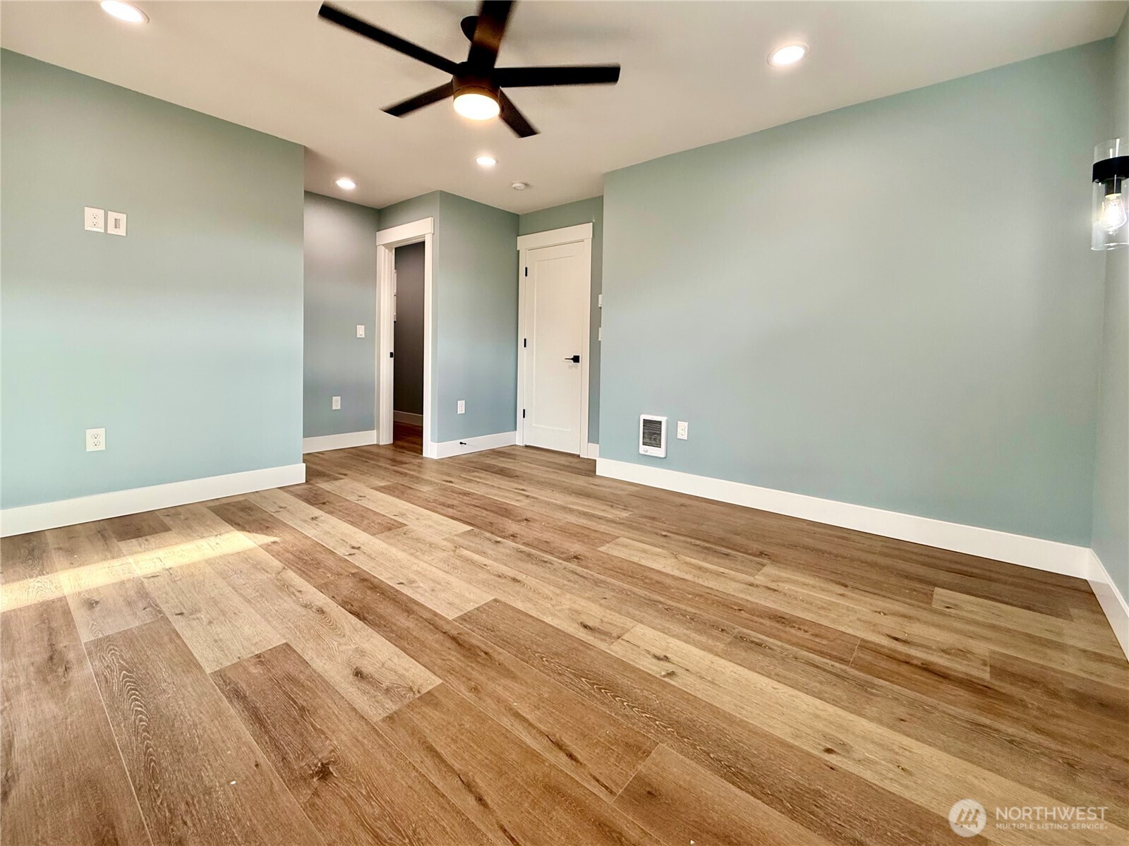 716 Reporter Court , Ocean Shores, WA 98569