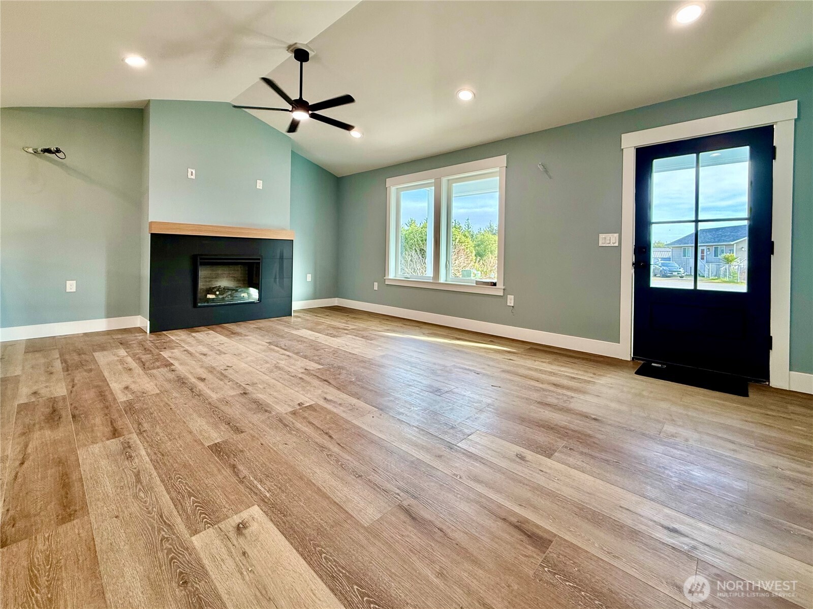 716 Reporter Court , Ocean Shores, WA 98569