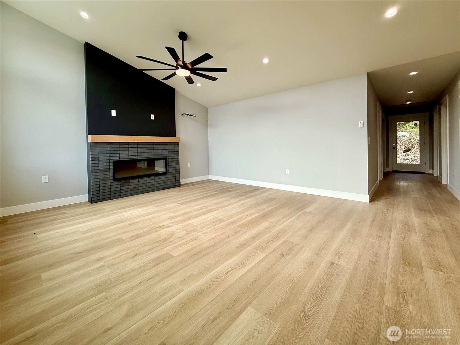 718 Reporter Court , Ocean Shores, WA 98569