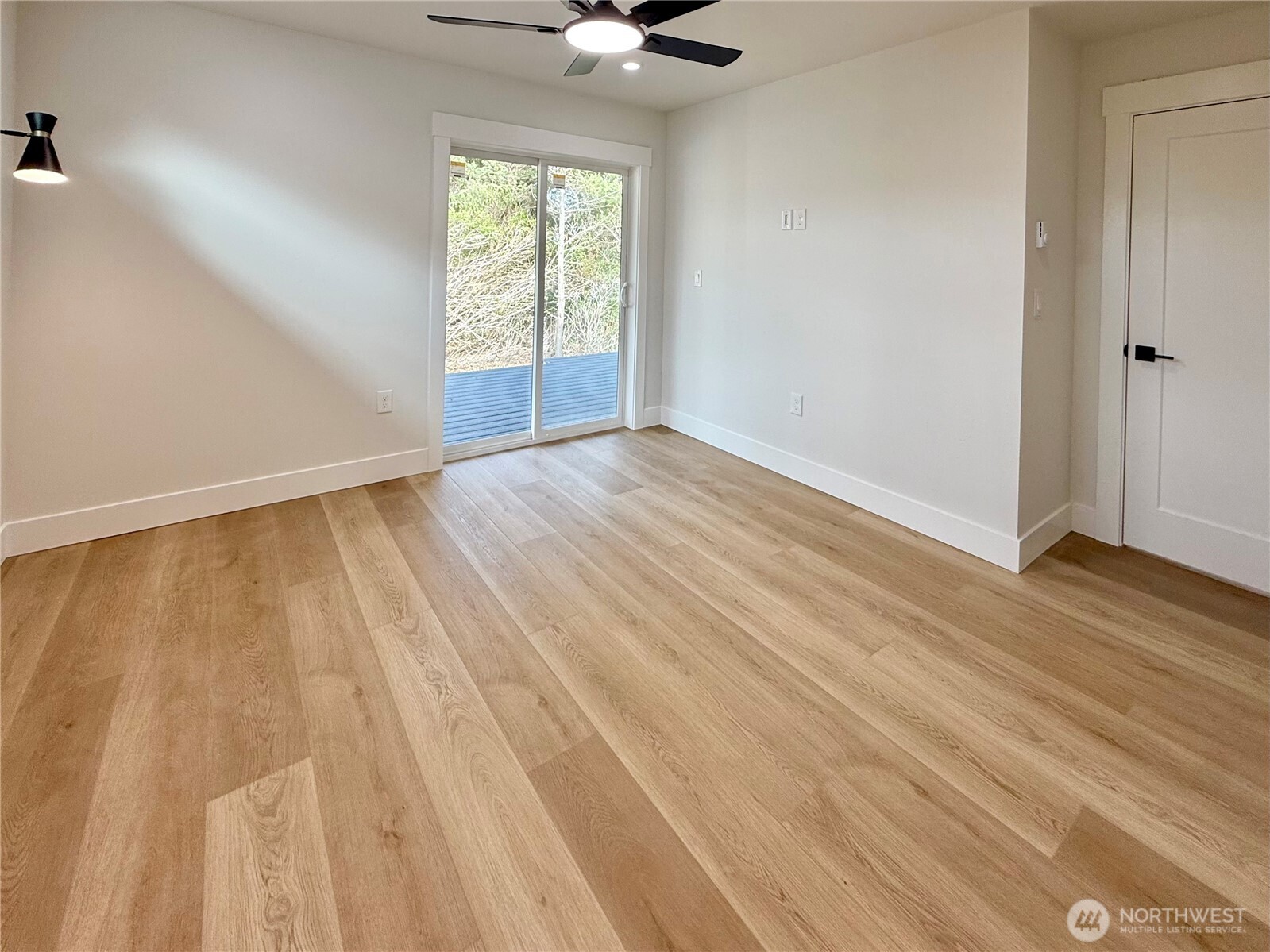 718 Reporter Court , Ocean Shores, WA 98569