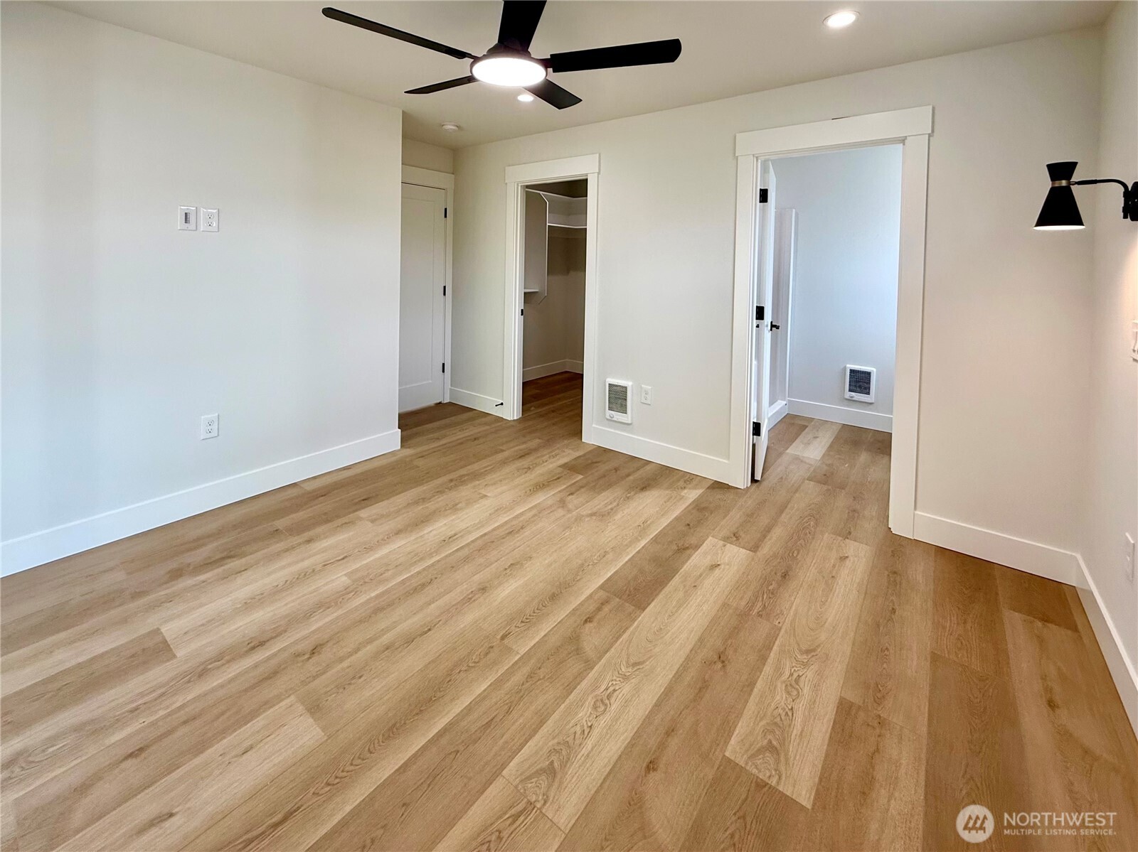 718 Reporter Court , Ocean Shores, WA 98569