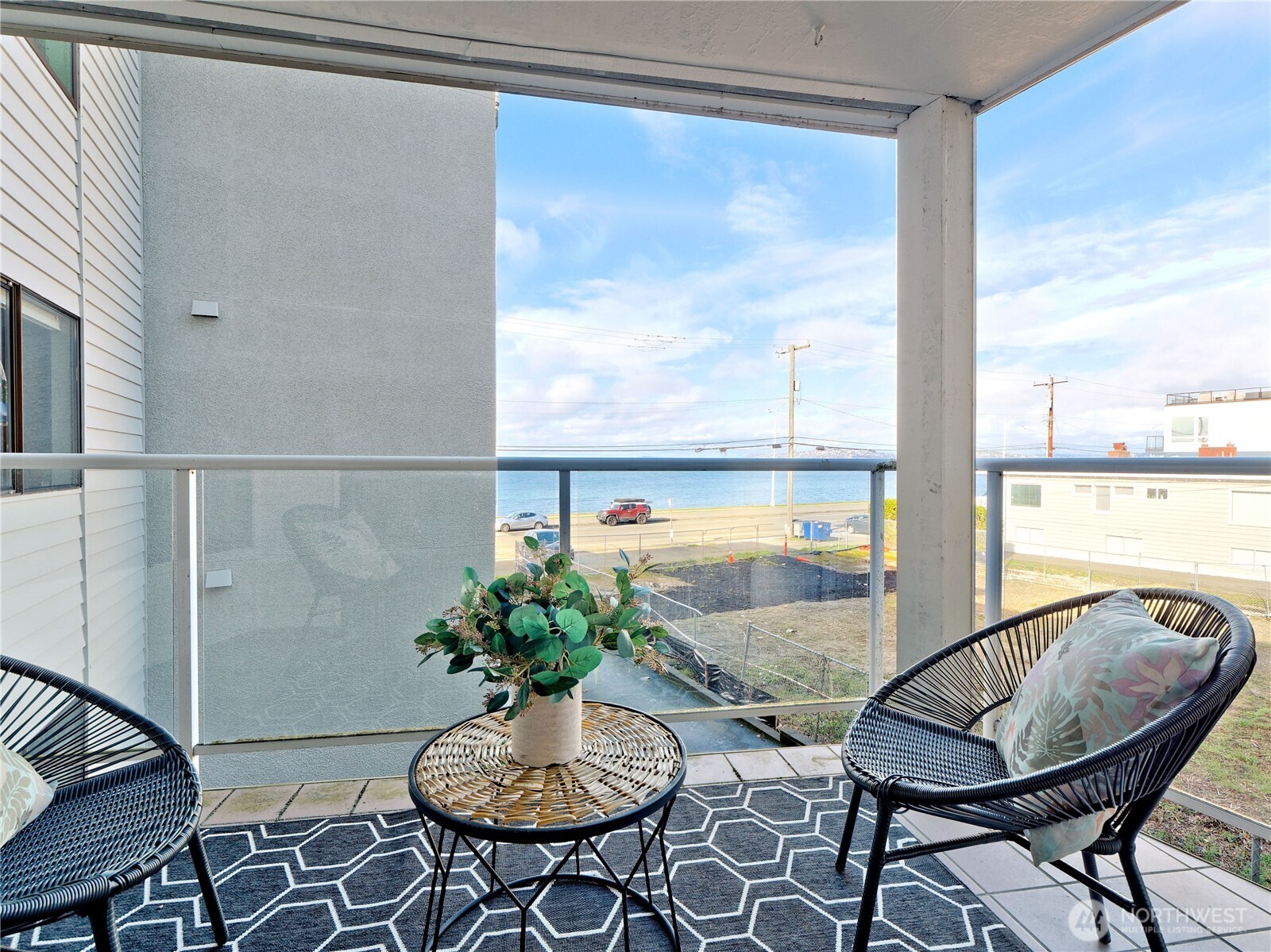 2104 Alki Avenue SW #205, Seattle, WA 98116