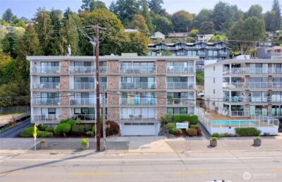 2104 Alki Avenue SW #205, Seattle, WA 98116 - Photo 2