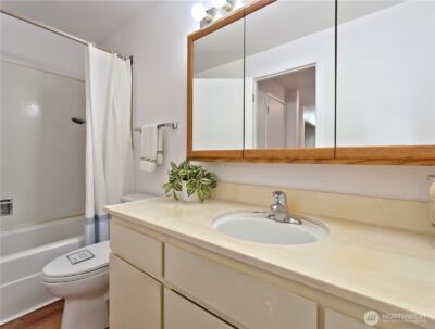 2104 Alki Avenue SW #205, Seattle, WA 98116 - Photo 24