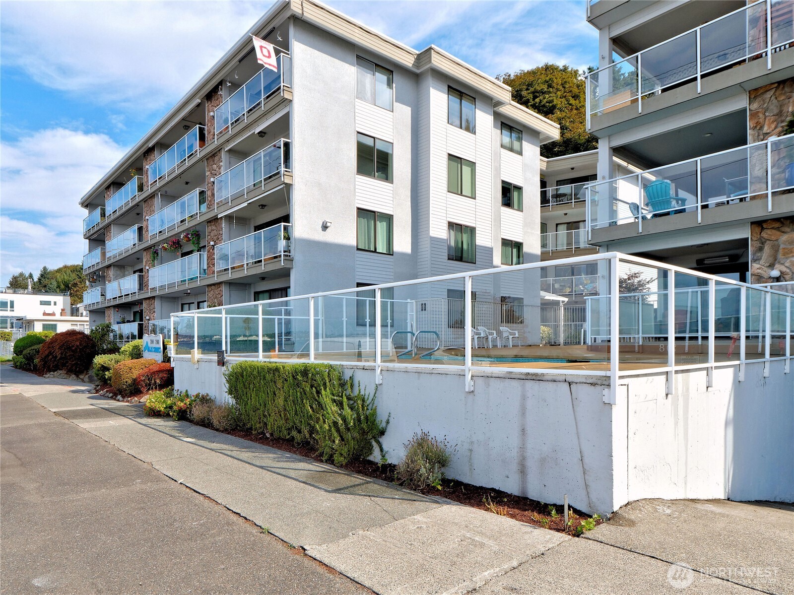2104 Alki Avenue SW #205, Seattle, WA 98116