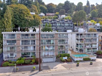 2104 Alki Avenue SW #205, Seattle, WA 98116 - Photo 32