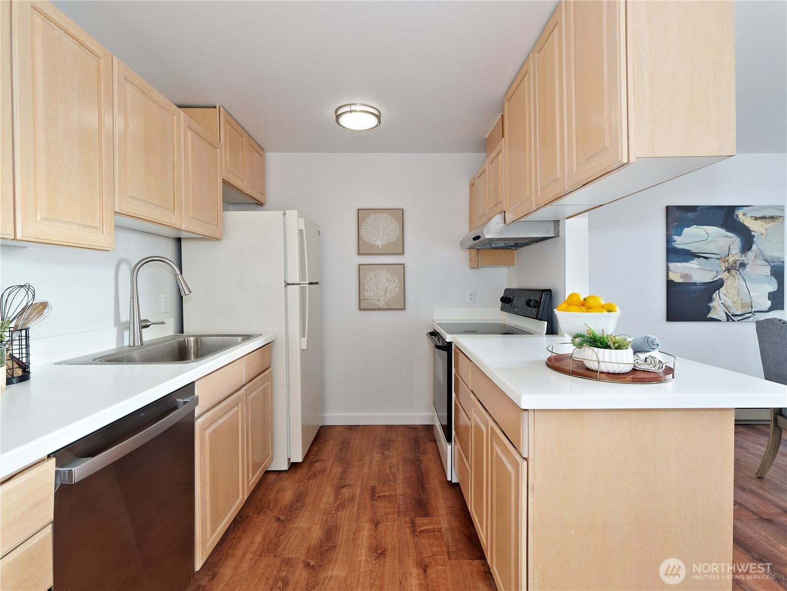 2104 Alki Avenue SW #205, Seattle, WA 98116