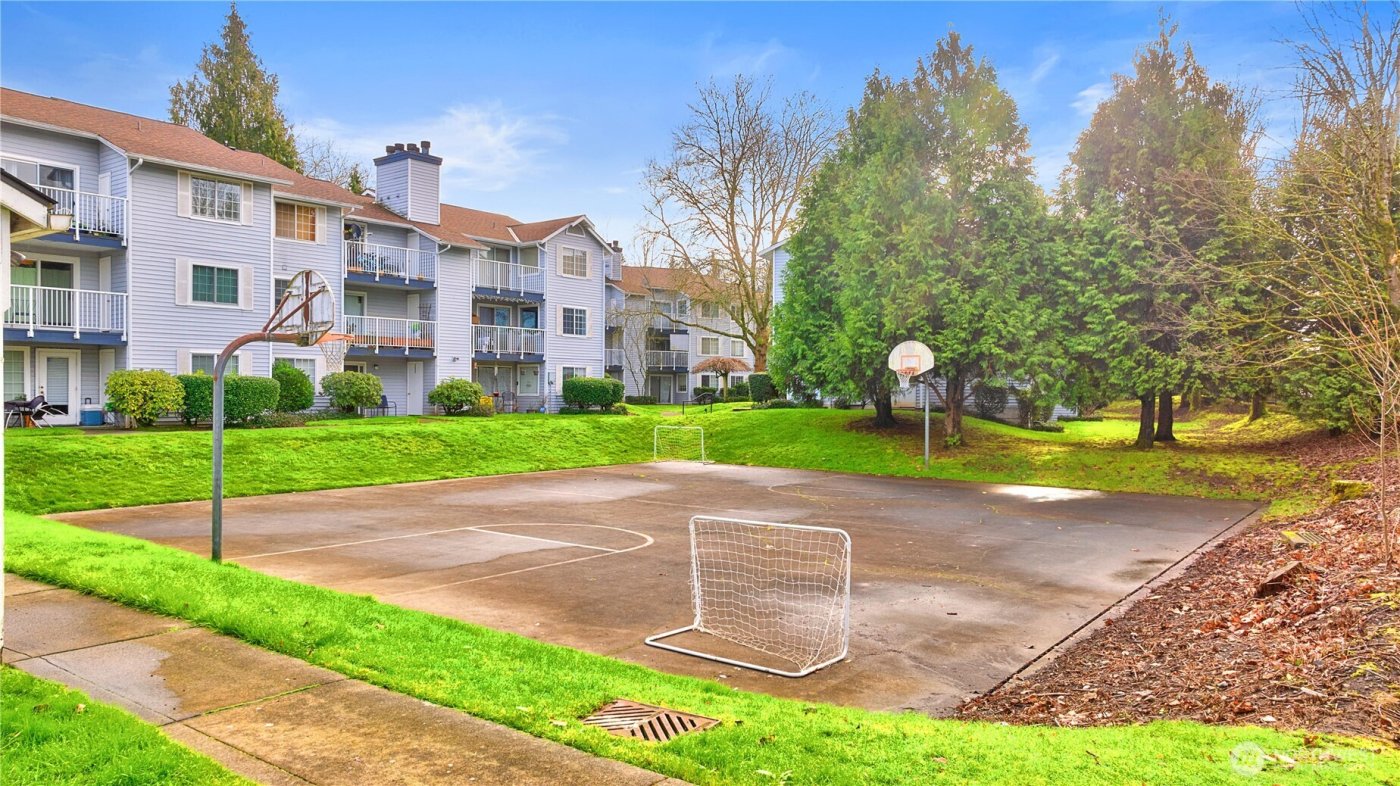 7453 Newcastle Golf Club Road #G103, Newcastle, WA 98059