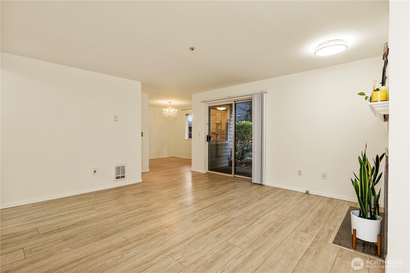 7453 Newcastle Golf Club Road #G103, Newcastle, WA 98059