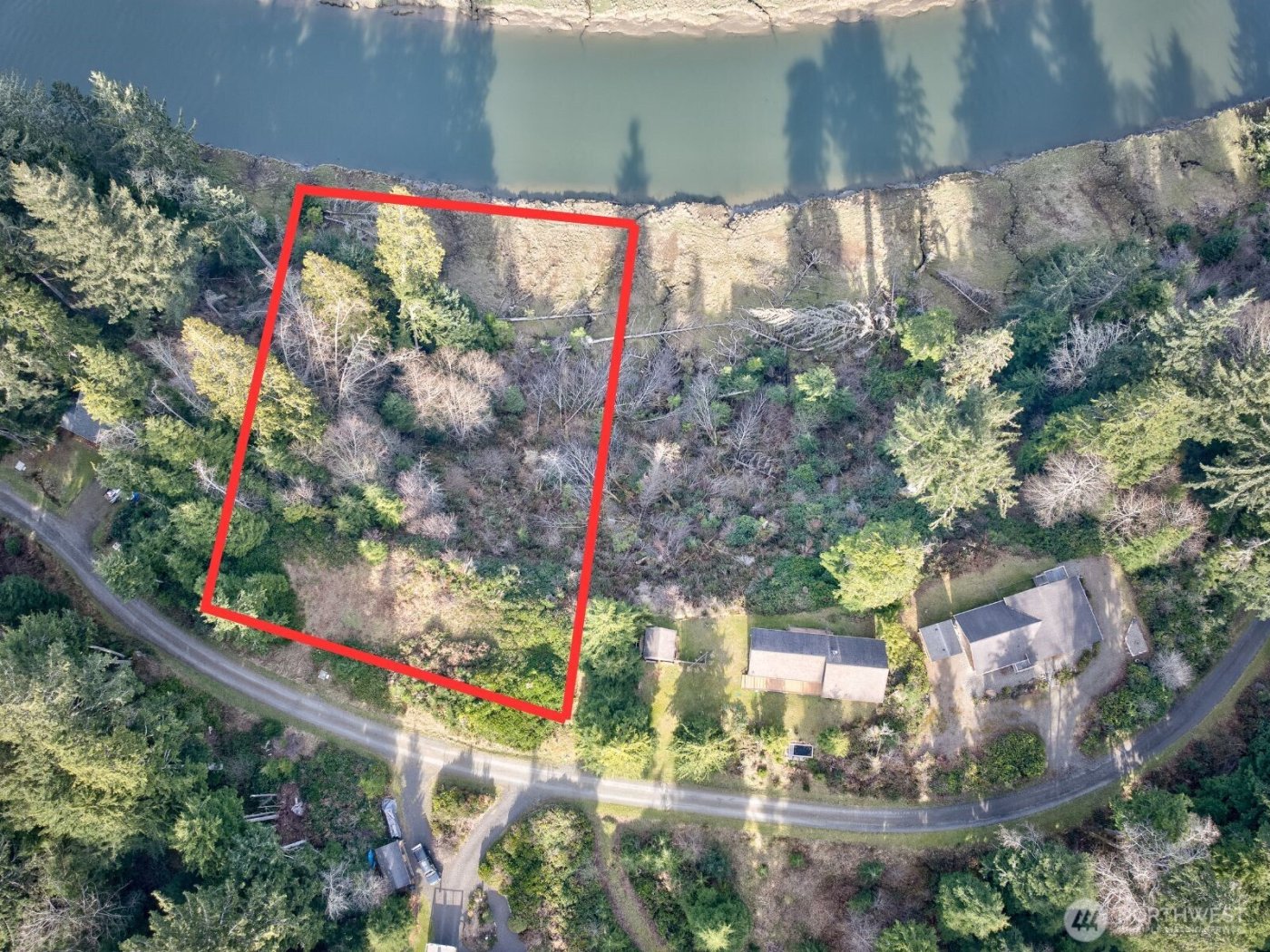 26 Lynn Point Lane , South Bend, WA 98586