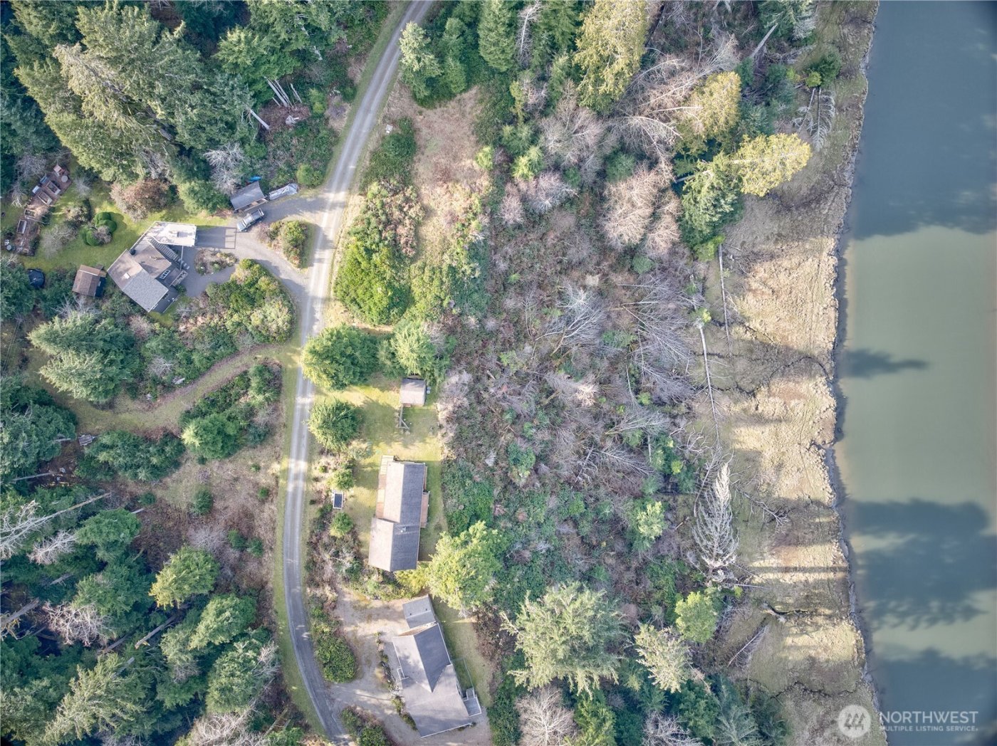 26 Lynn Point Lane , South Bend, WA 98586