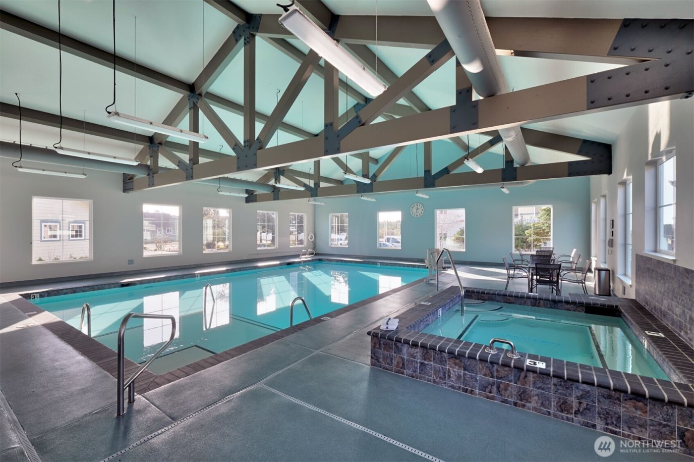 210 26th Street NW #207-8, Long Beach, WA 98631