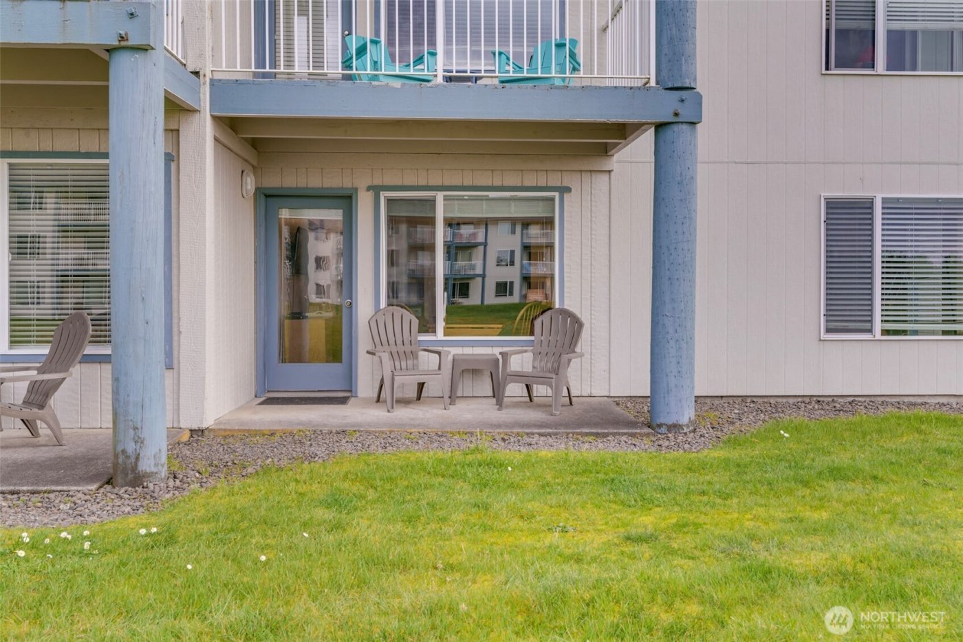 210 26th Street NW #207-8, Long Beach, WA 98631