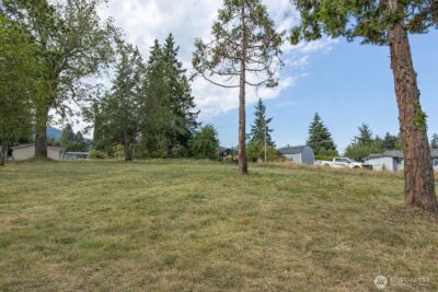 1126 W Lauridsen Boulevard , Port Angeles, WA 98362