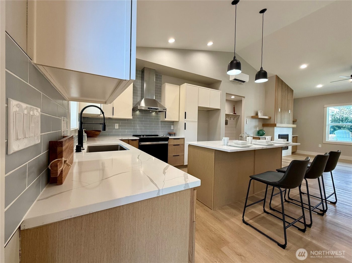 259 Olympic View Avenue NE, Ocean Shores, WA 98569