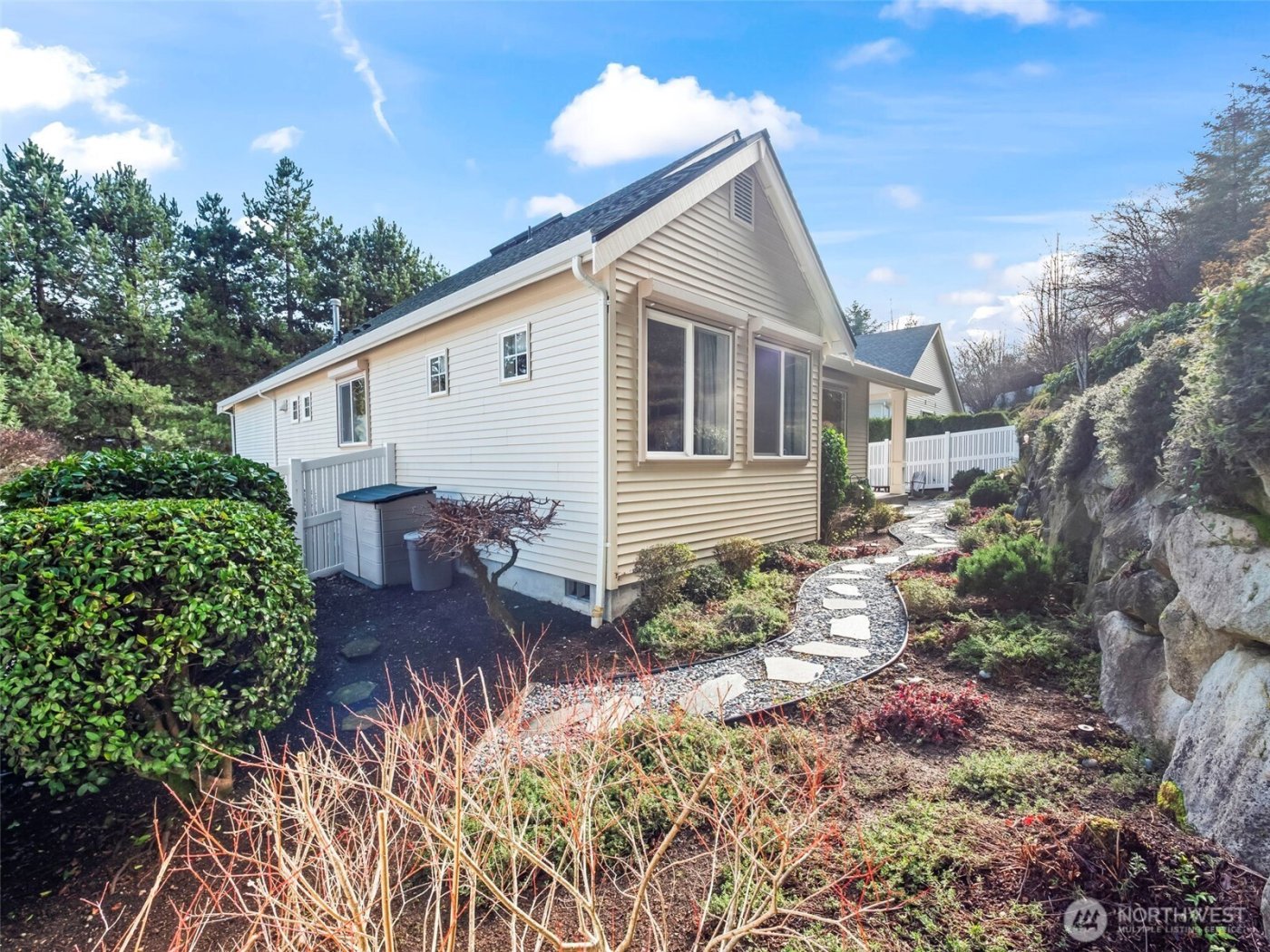 5928 61st Avenue W, University Place, WA 98467