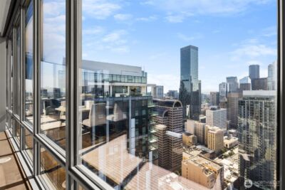 121 Stewart Street #2402, Seattle, WA 98101 - Photo 28