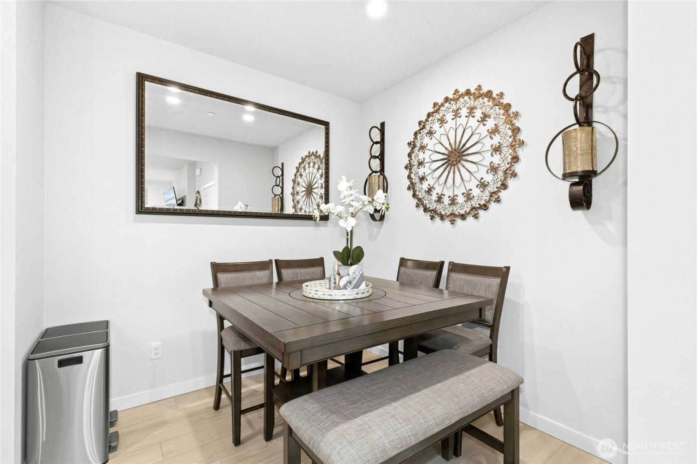 1845 SE 12th Place #H-204, North Bend, WA 98045