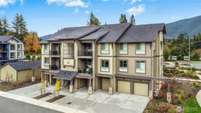 1845 SE 12th Place #H-204, North Bend, WA 98045