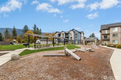 1845 SE 12th Place #H-204, North Bend, WA 98045 - Photo 27
