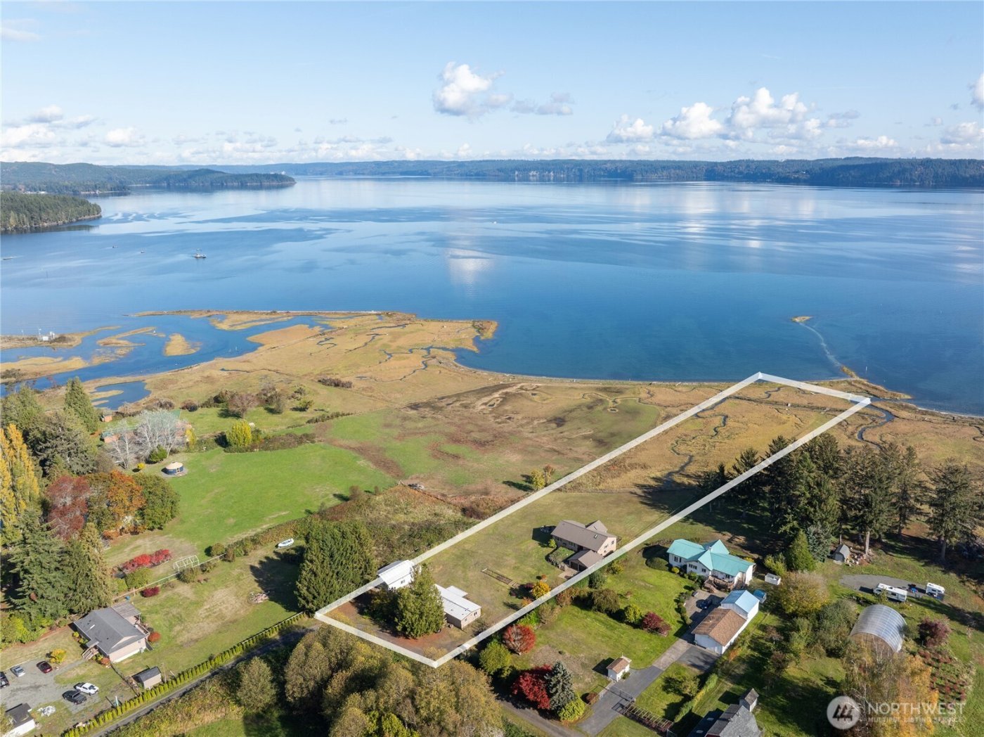 91 Syloplash Lane #A, Brinnon, WA 98320