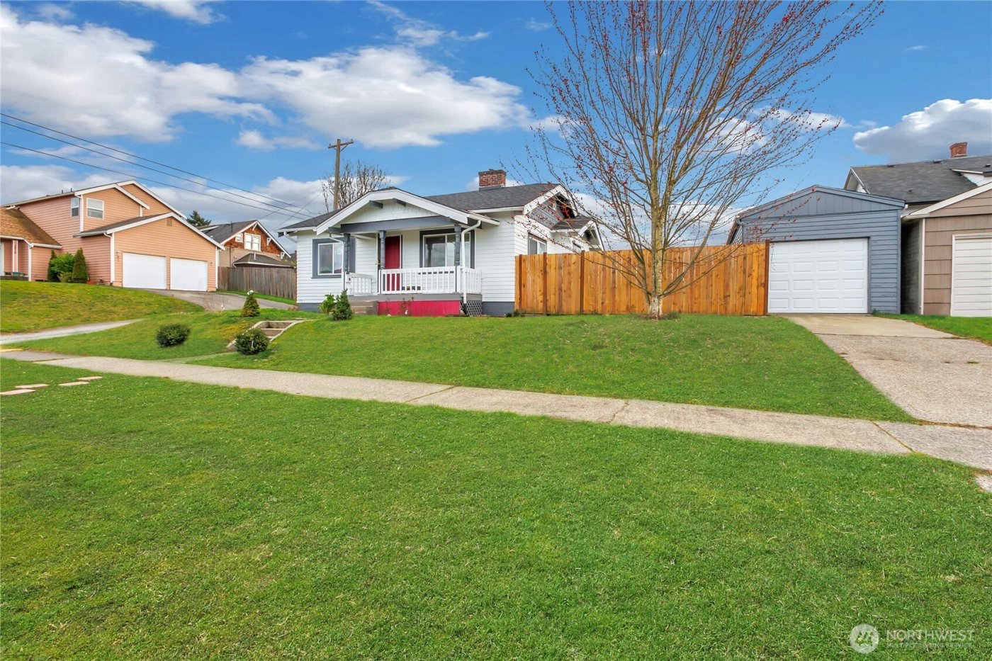 1216 S 37th Street , Tacoma, WA 98418