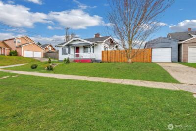 1216 S 37th Street , Tacoma, WA 98418