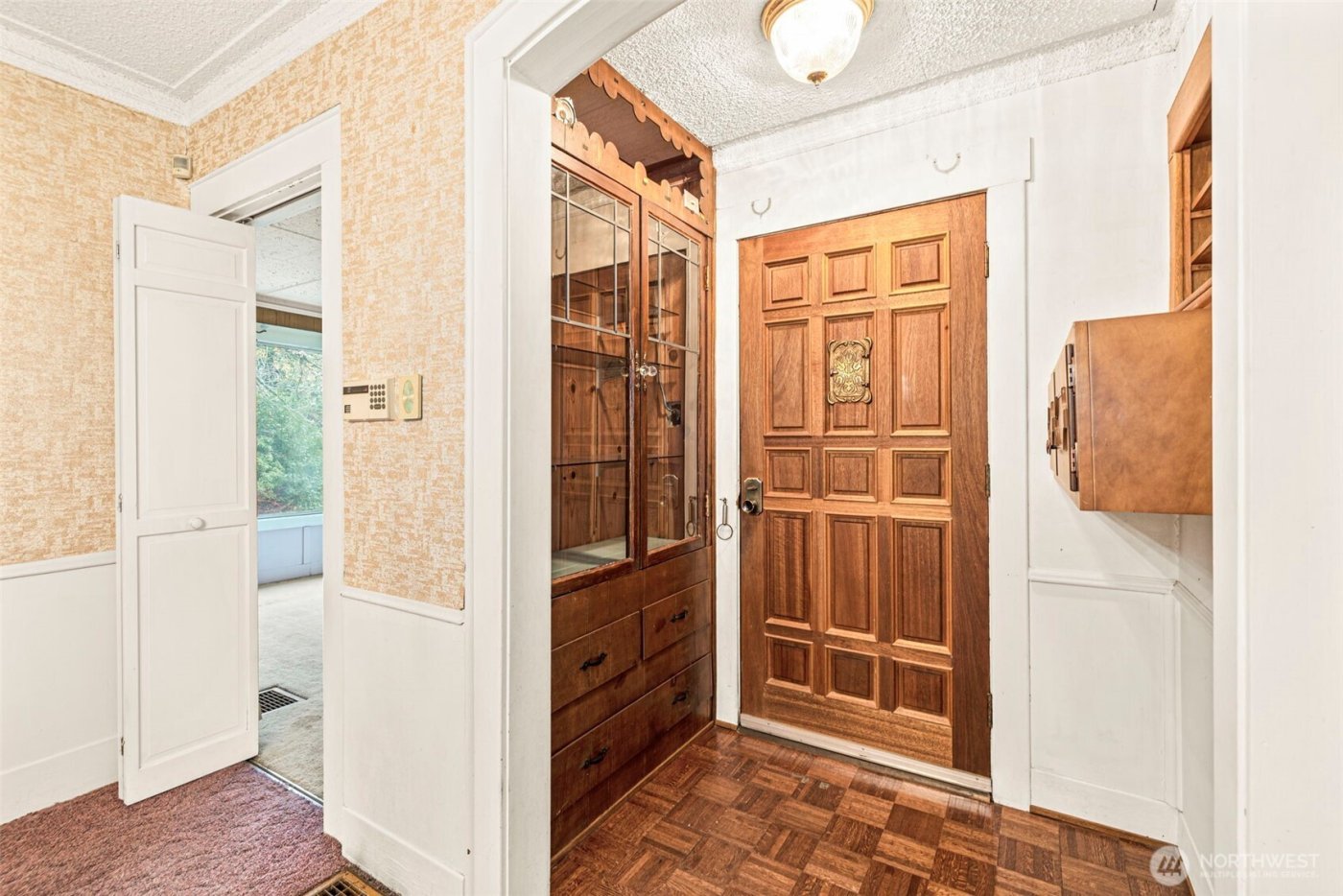 10850 SE 196th Street , Kent, WA 98031